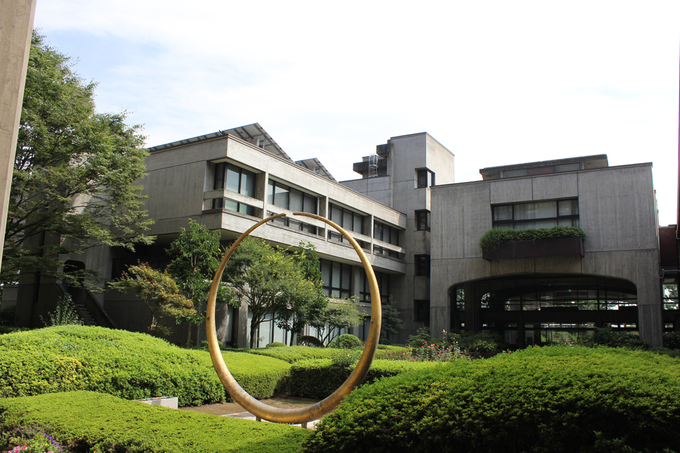 備前焼　岡山県庁舎　前川國男 前川國男氏が設計の岡山県庁舎 | 岡山県観光地を応援！ - ぶらねた