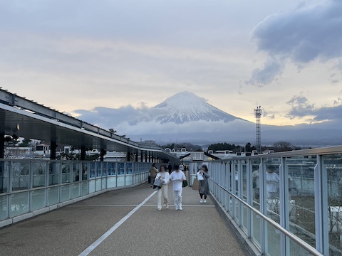 御殿場プレミアム・アウトレットの風景