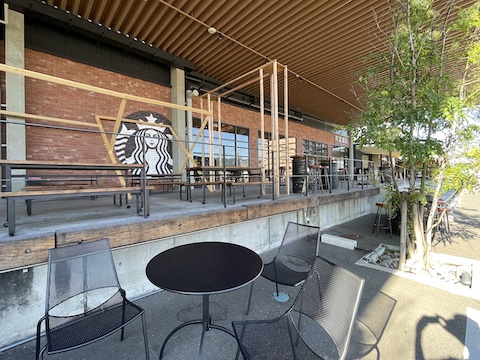 高知 蔦屋書店の風景