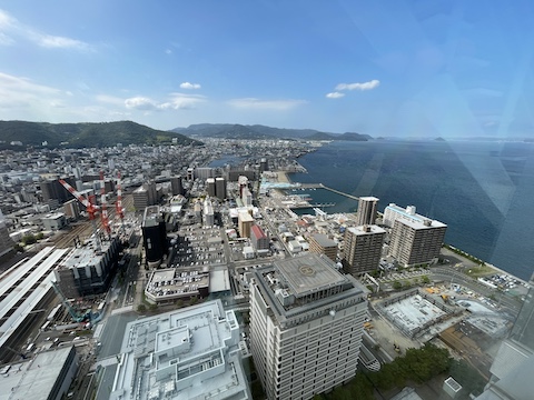 高松シンボルタワーの風景