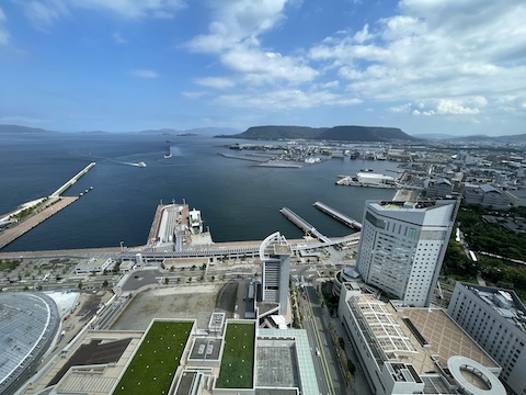 高松シンボルタワーの風景