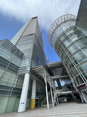 高松シンボルタワーの風景