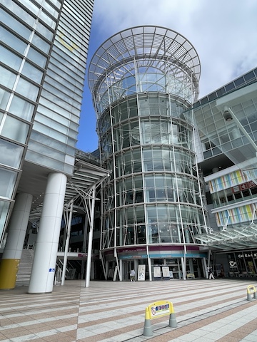 高松シンボルタワーの風景