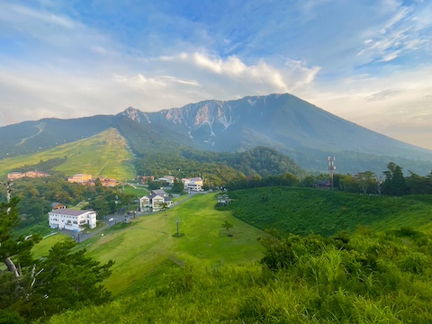 豪円山のろし台の風景