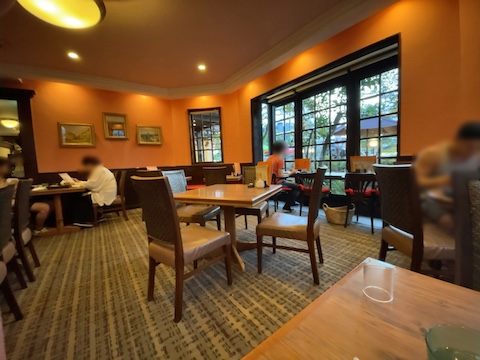 カフェ・ド ・ムッシュ 姫路店の風景