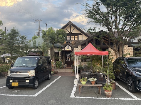 カフェ・ド ・ムッシュ 姫路店の風景