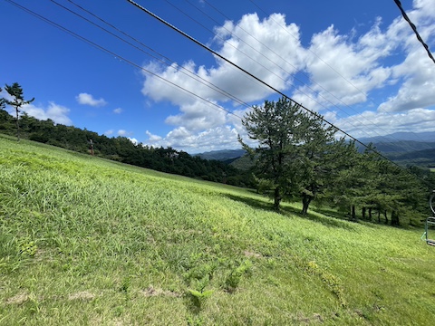 男三瓶山の風景