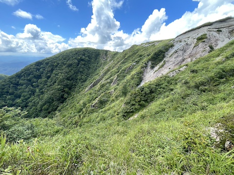 男三瓶山の風景